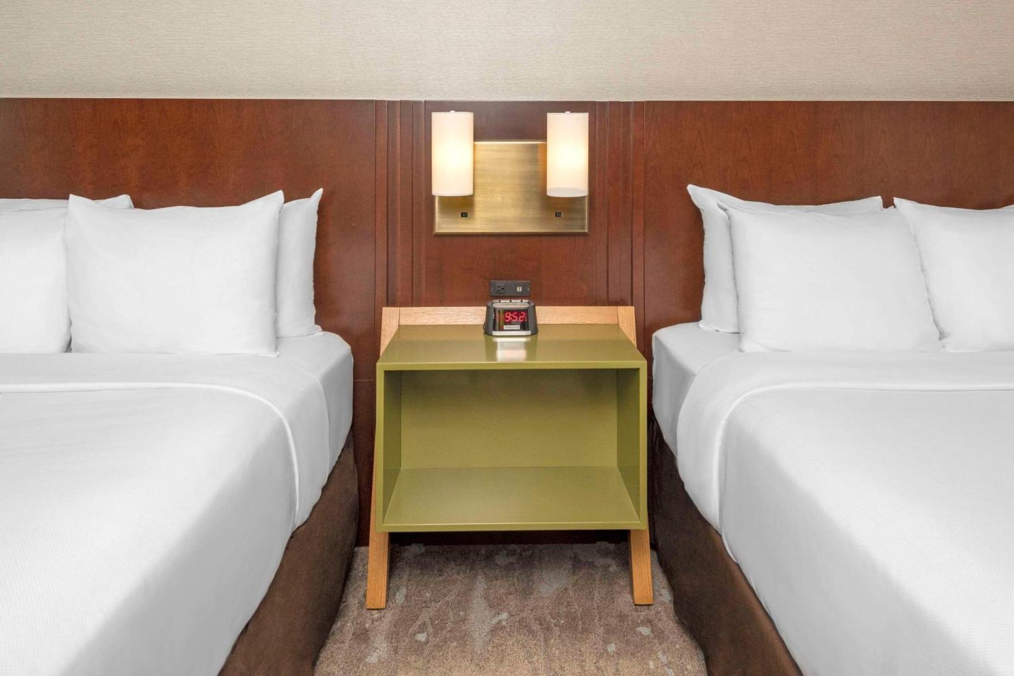 Comfort Inn Sudbury Eksteriør bilde