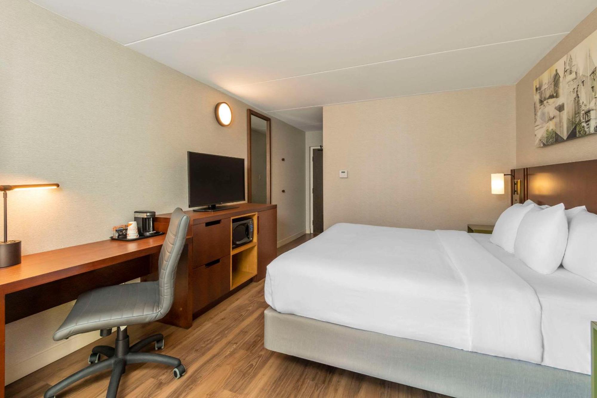 Comfort Inn Sudbury Eksteriør bilde