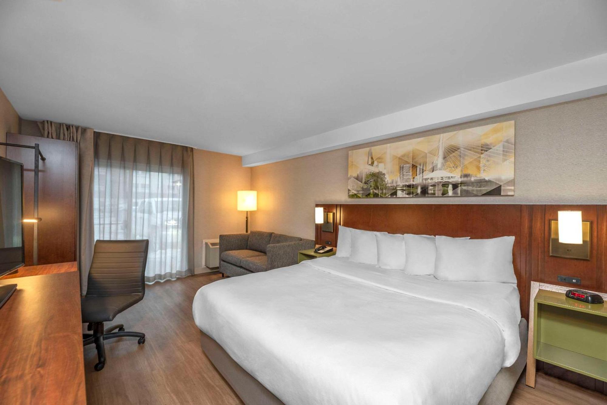 Comfort Inn Sudbury Eksteriør bilde